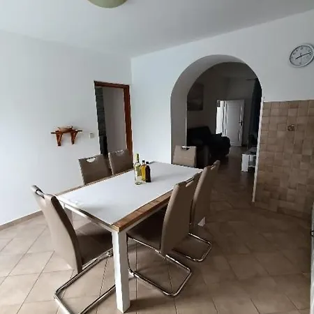 Prázdninový dům Latin *