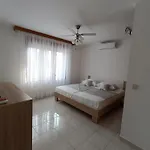 Latin Peruški